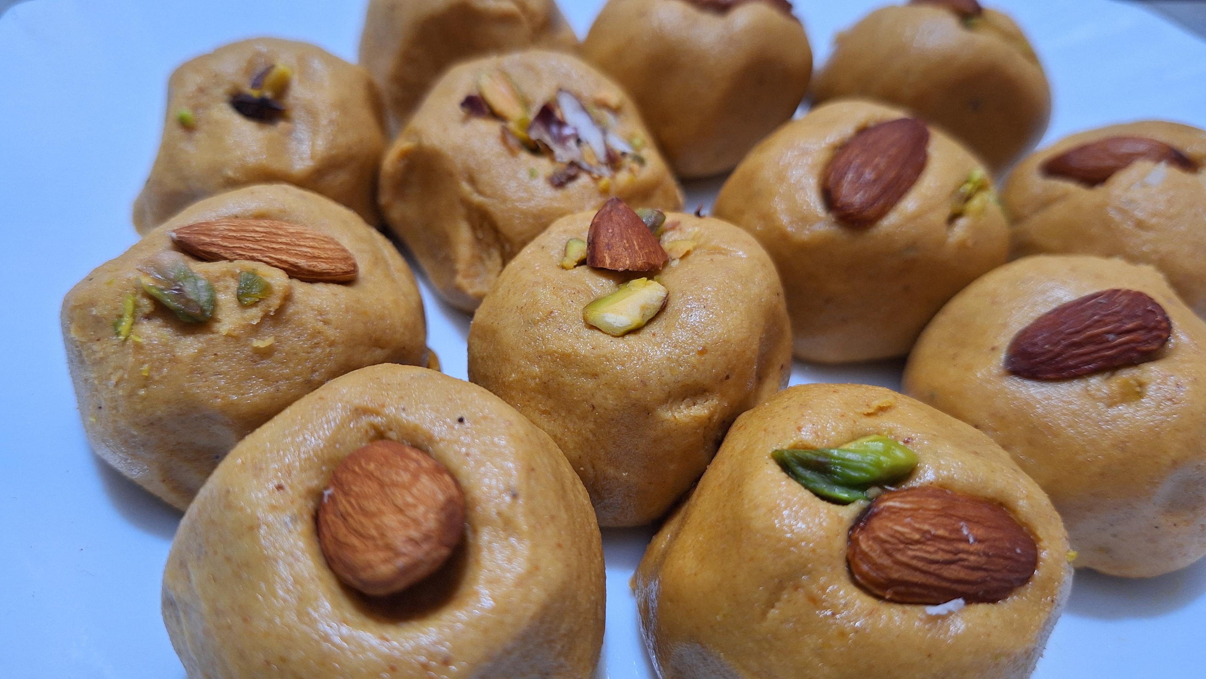 Besan Ladoo